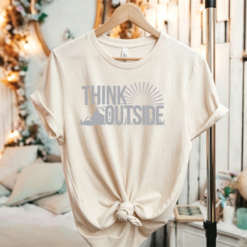 Outdoor Adventure Quotes Short - Think Outside Sun Mountain Grafik Tişört