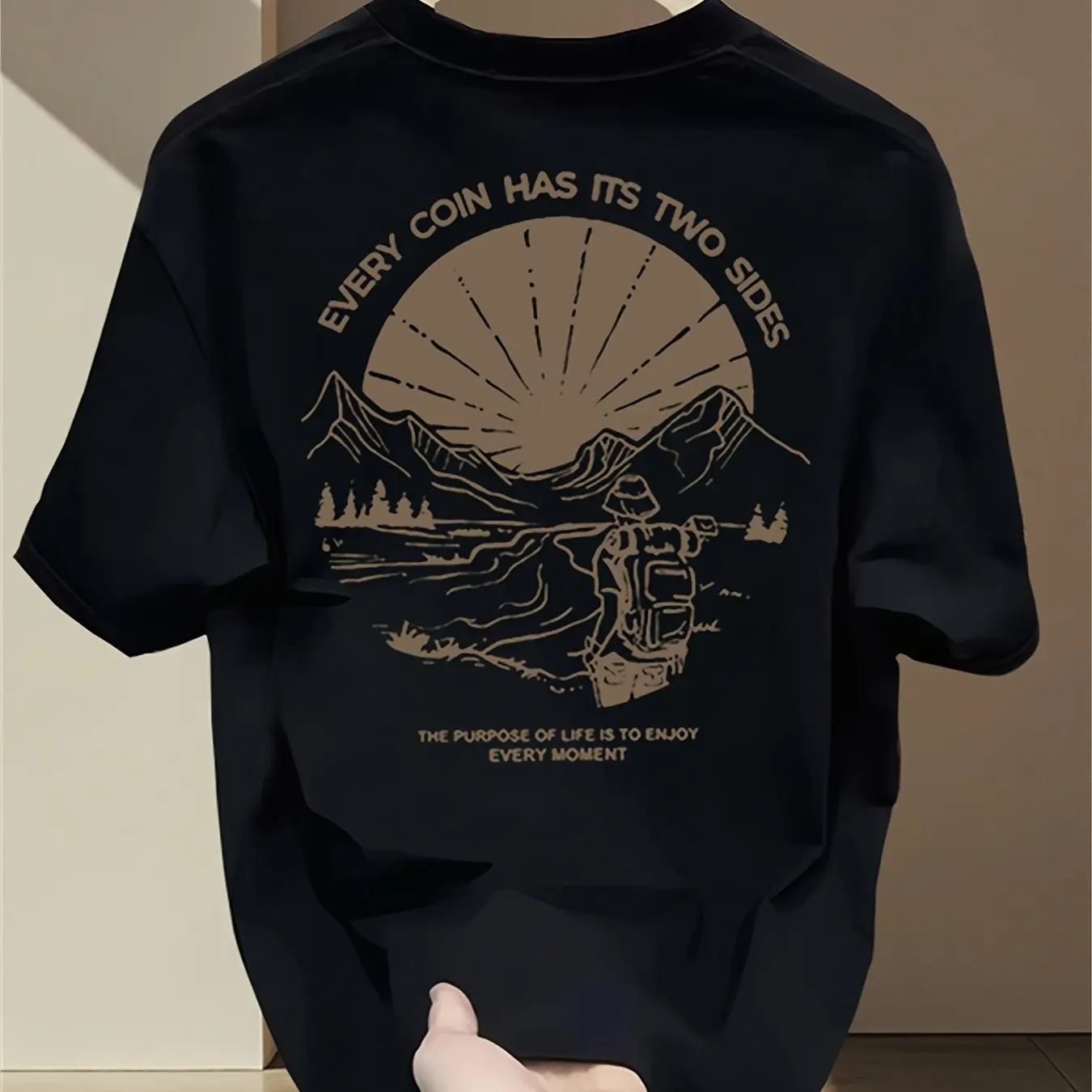 Vintage Dağ Yürüyüşü Grafik T  - Outdoor Adventure Quotes Short incelemesi ve fiyatı