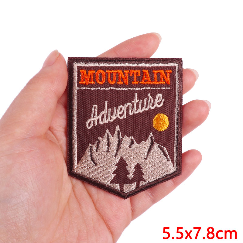 Dağ kamp macera işlemeli yama  - Outdoor Adventure Clothing incelemesi ve fiyatı