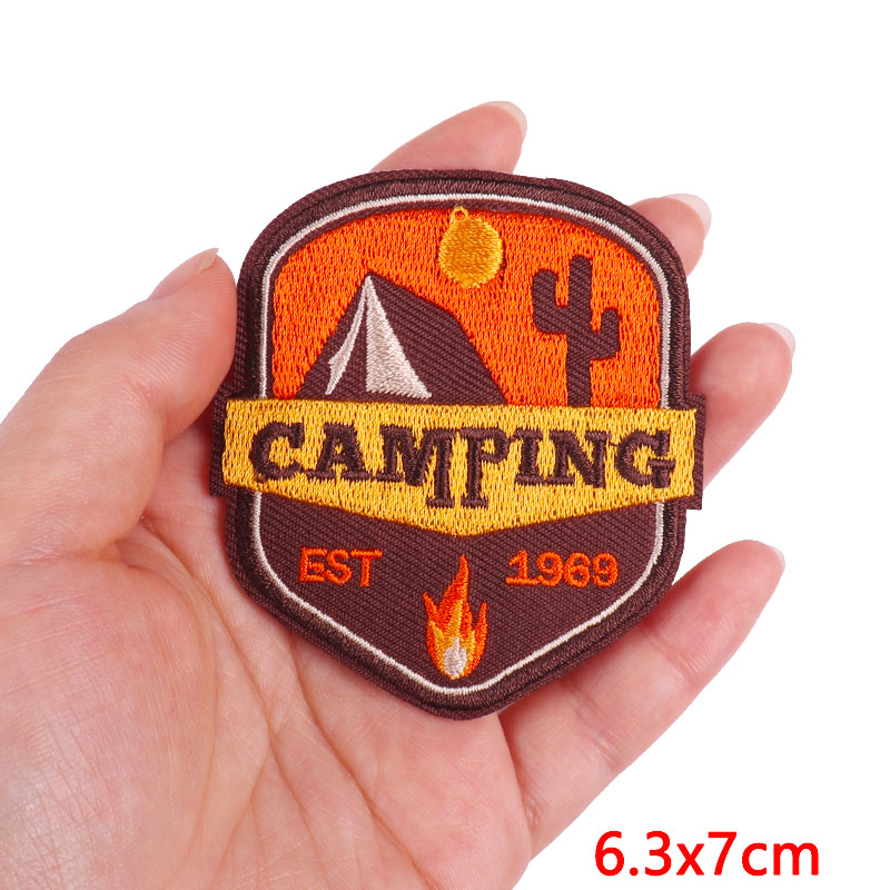 Dağ kamp macera işlemeli yama  - Outdoor Adventure Clothing incelemesi ve fiyatı
